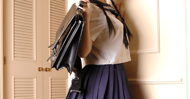 学生服